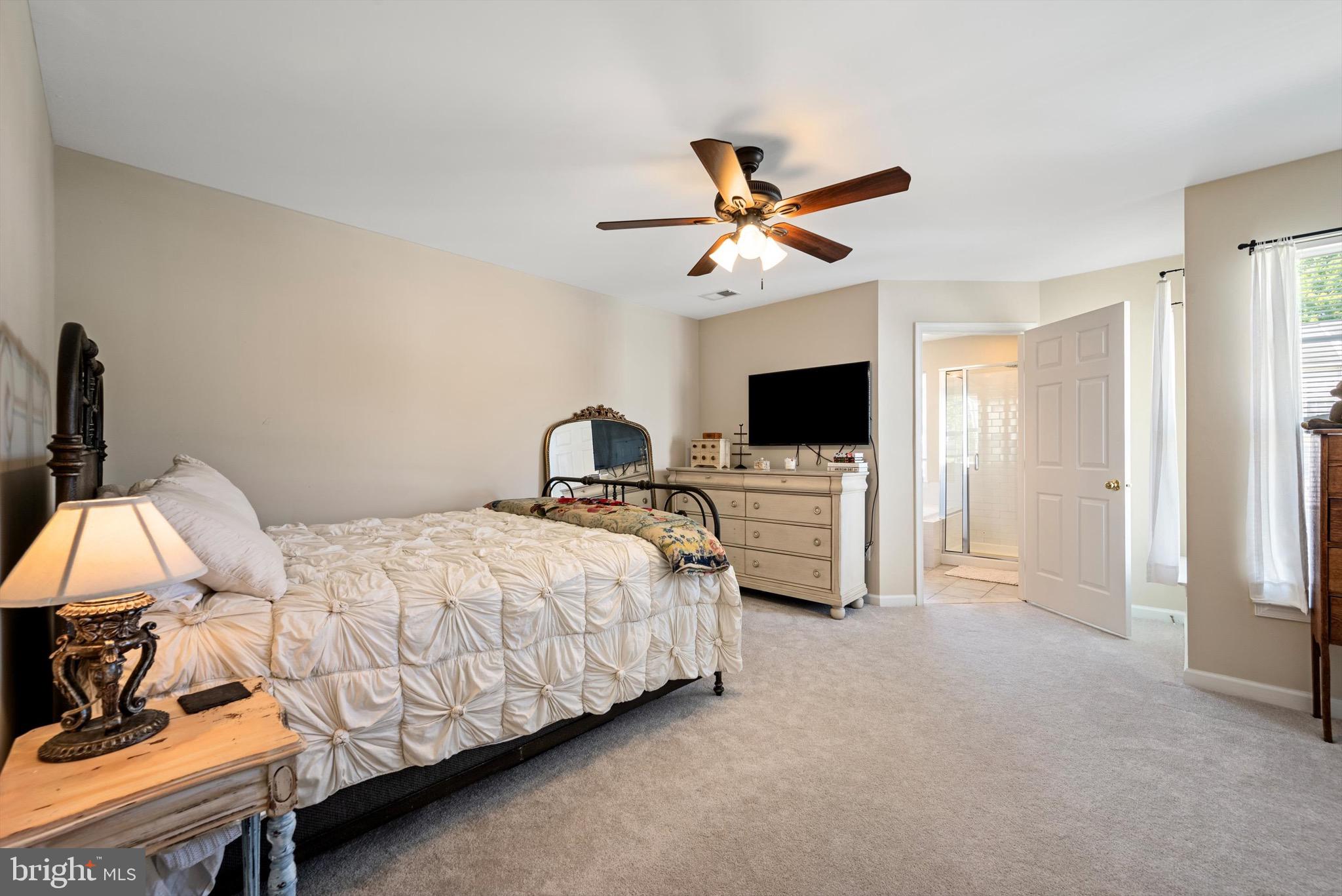 LAKELAND PLACE - Residential