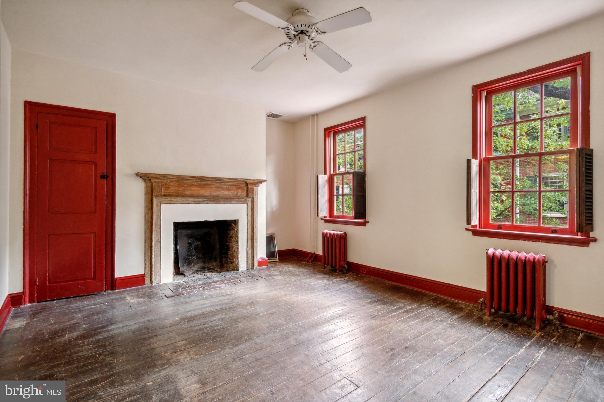 SOCIETY HILL - Residential