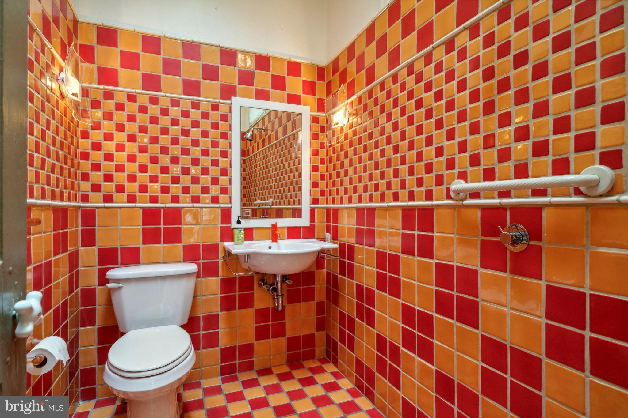 SOCIETY HILL - Residential