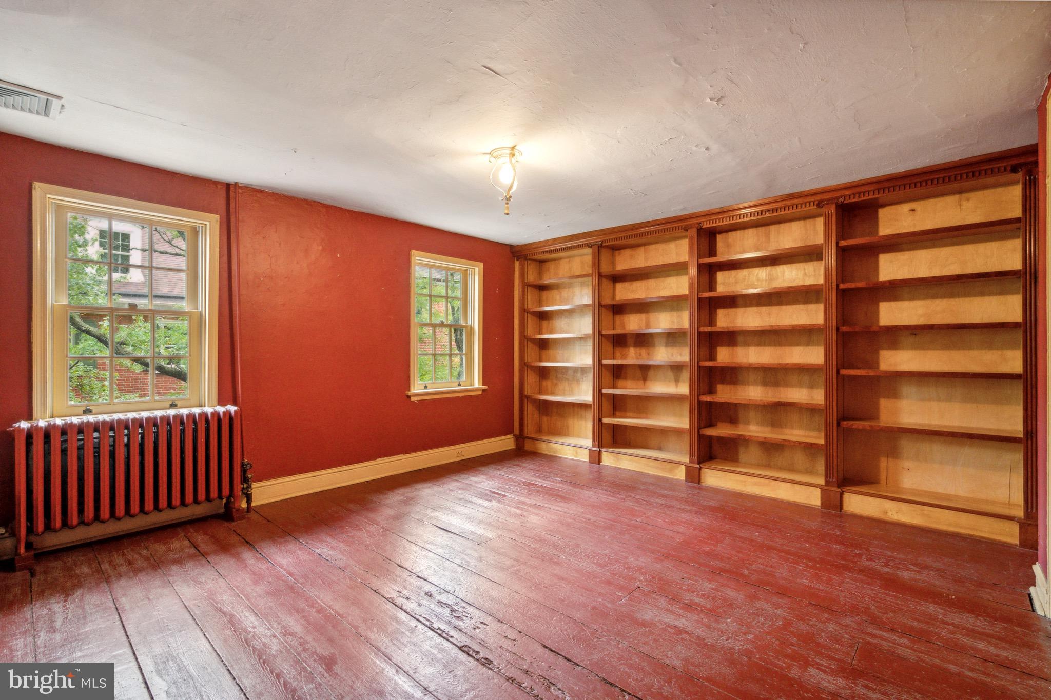 SOCIETY HILL - Residential