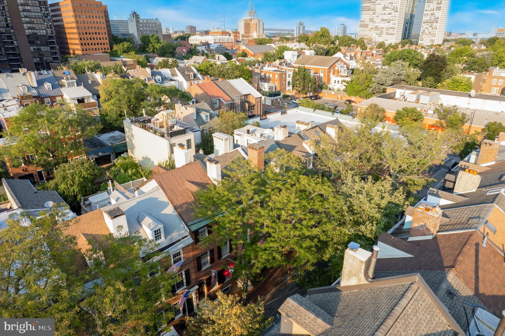 SOCIETY HILL - Residential