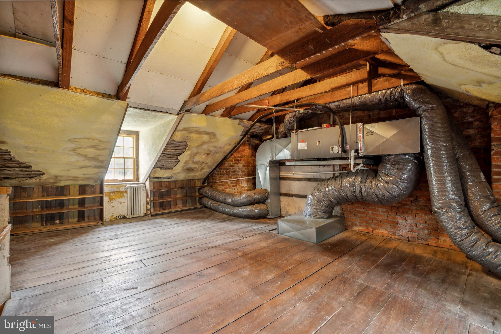 SOCIETY HILL - Residential