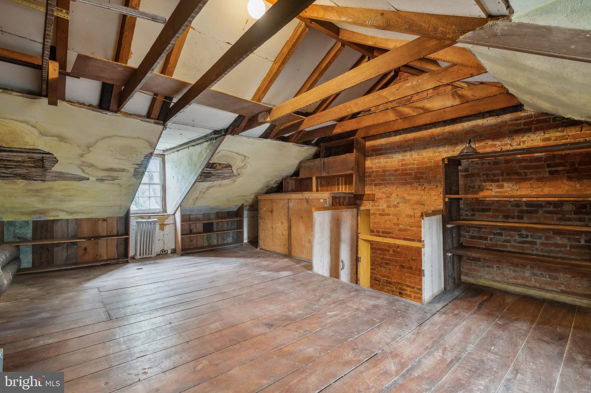 SOCIETY HILL - Residential