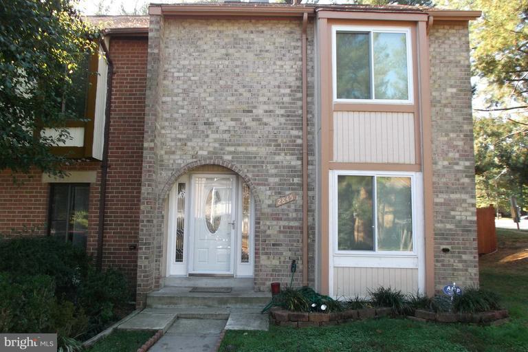 WOODMARK OF LAKE RIDGE - Residential