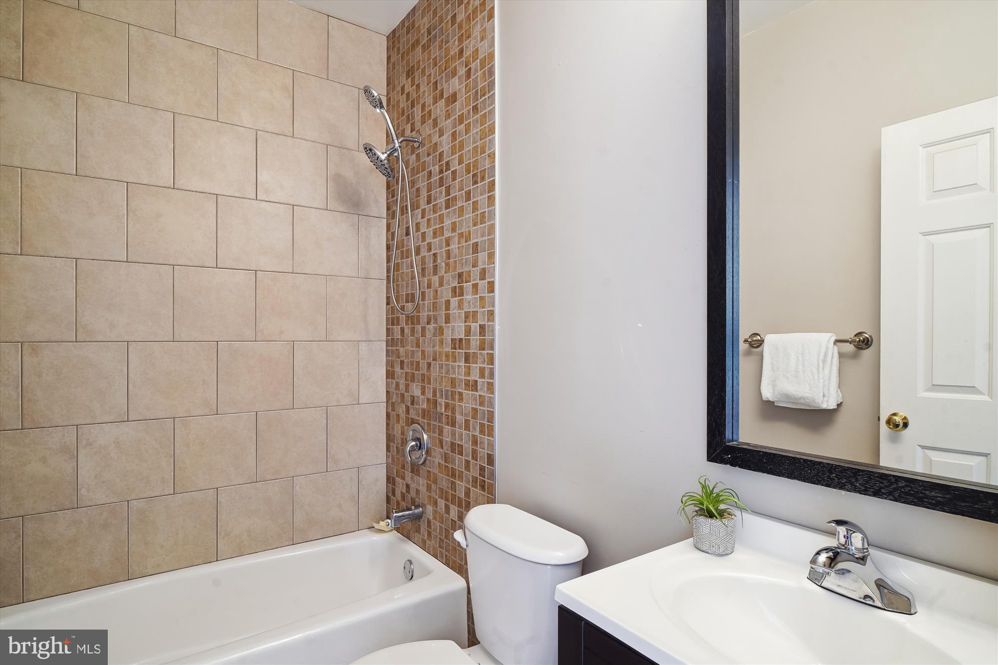 CHURCHILL TOWN SECTOR - Residential