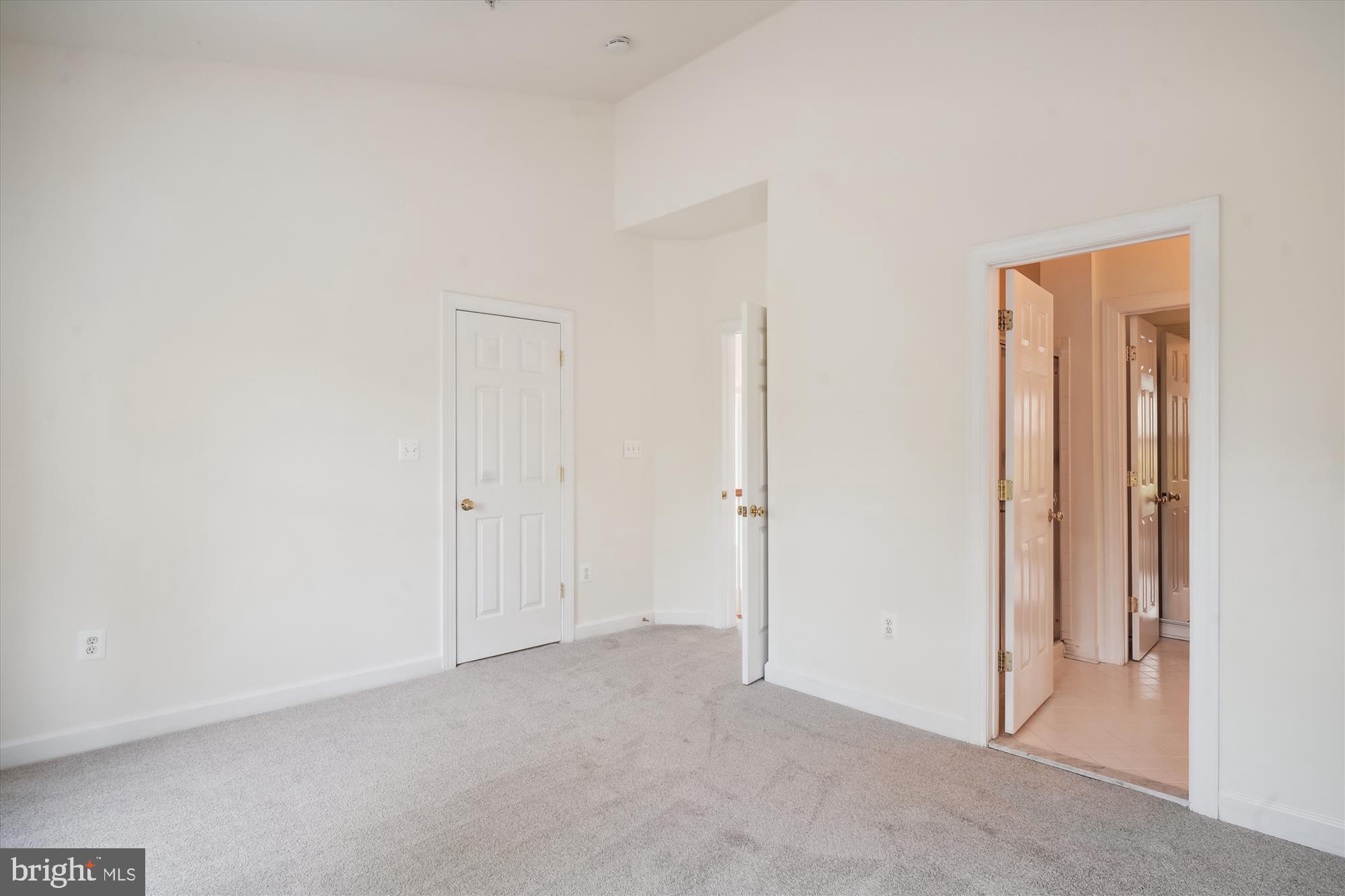 CHURCHILL TOWN SECTOR - Residential