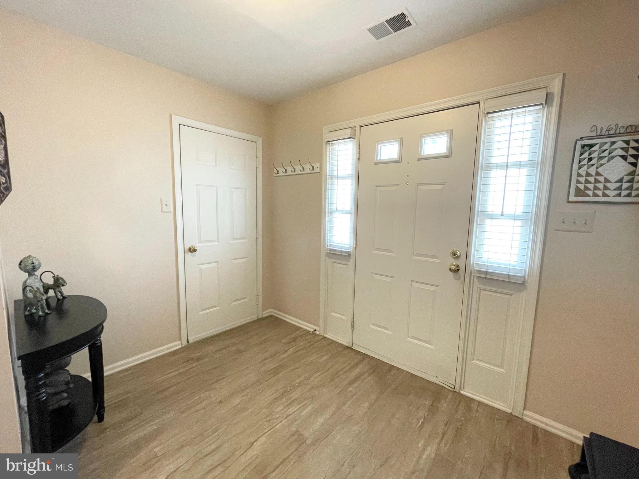 SEMINARY PARK - Residential Lease