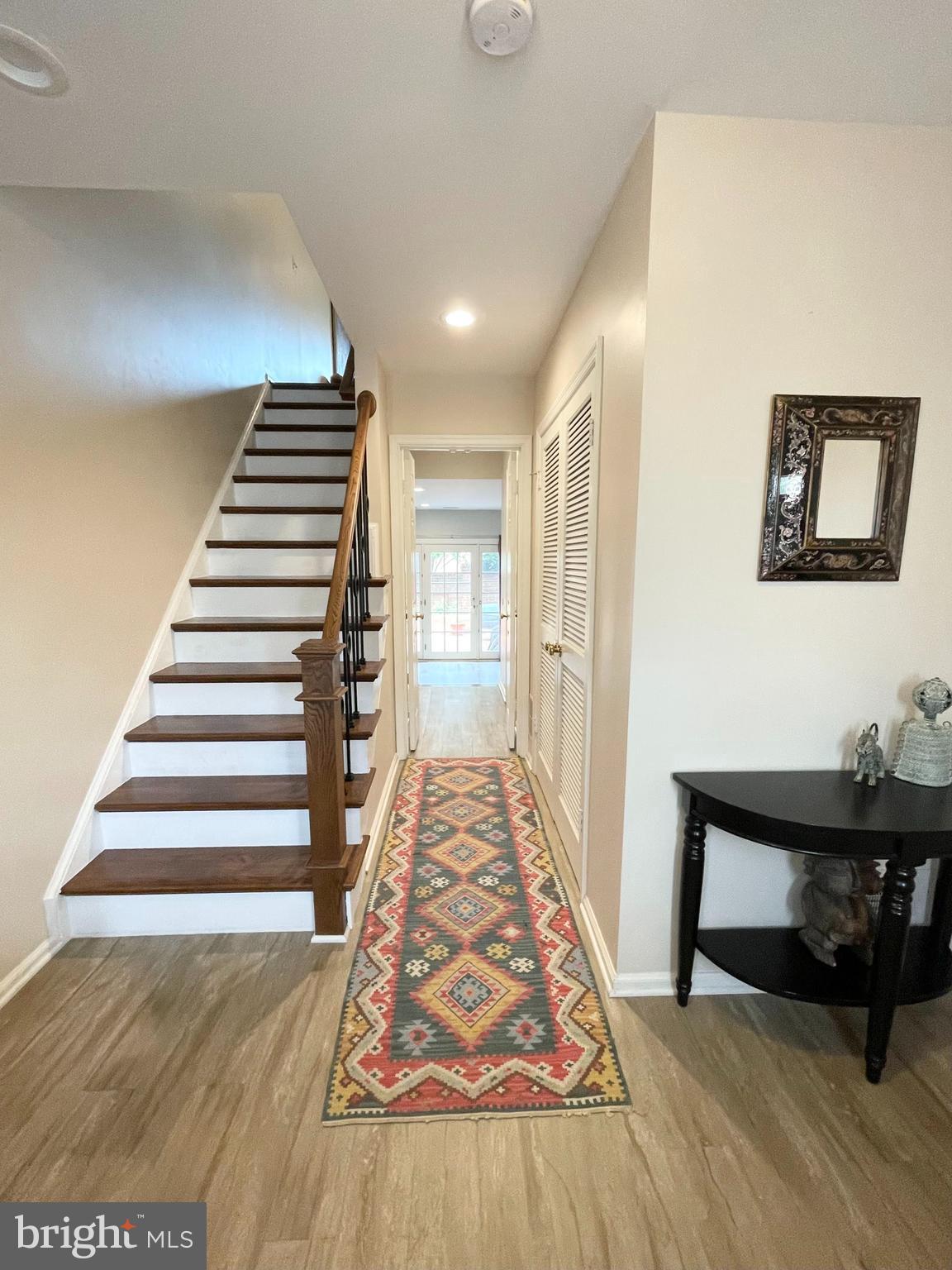 SEMINARY PARK - Residential Lease