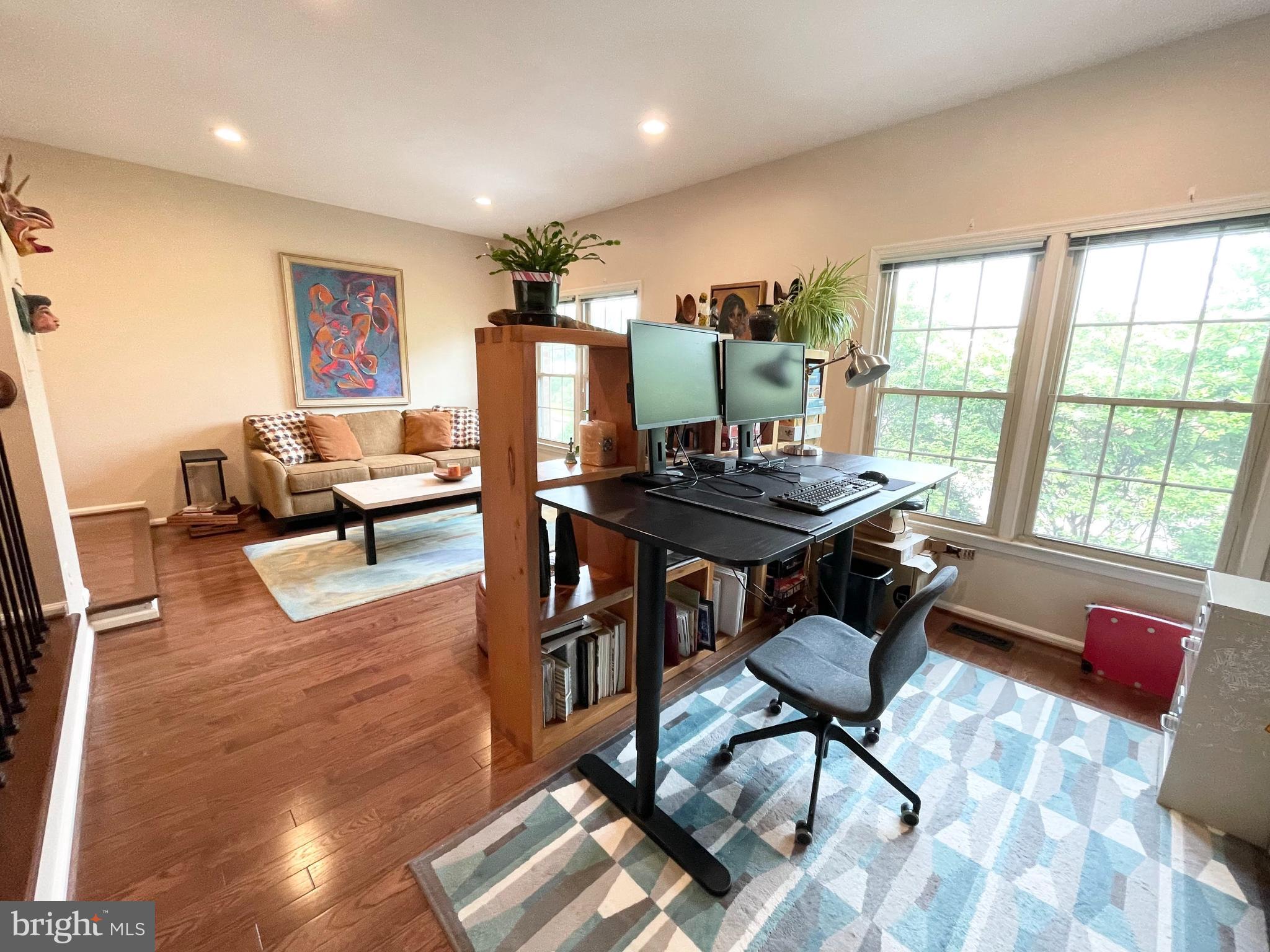 SEMINARY PARK - Residential Lease