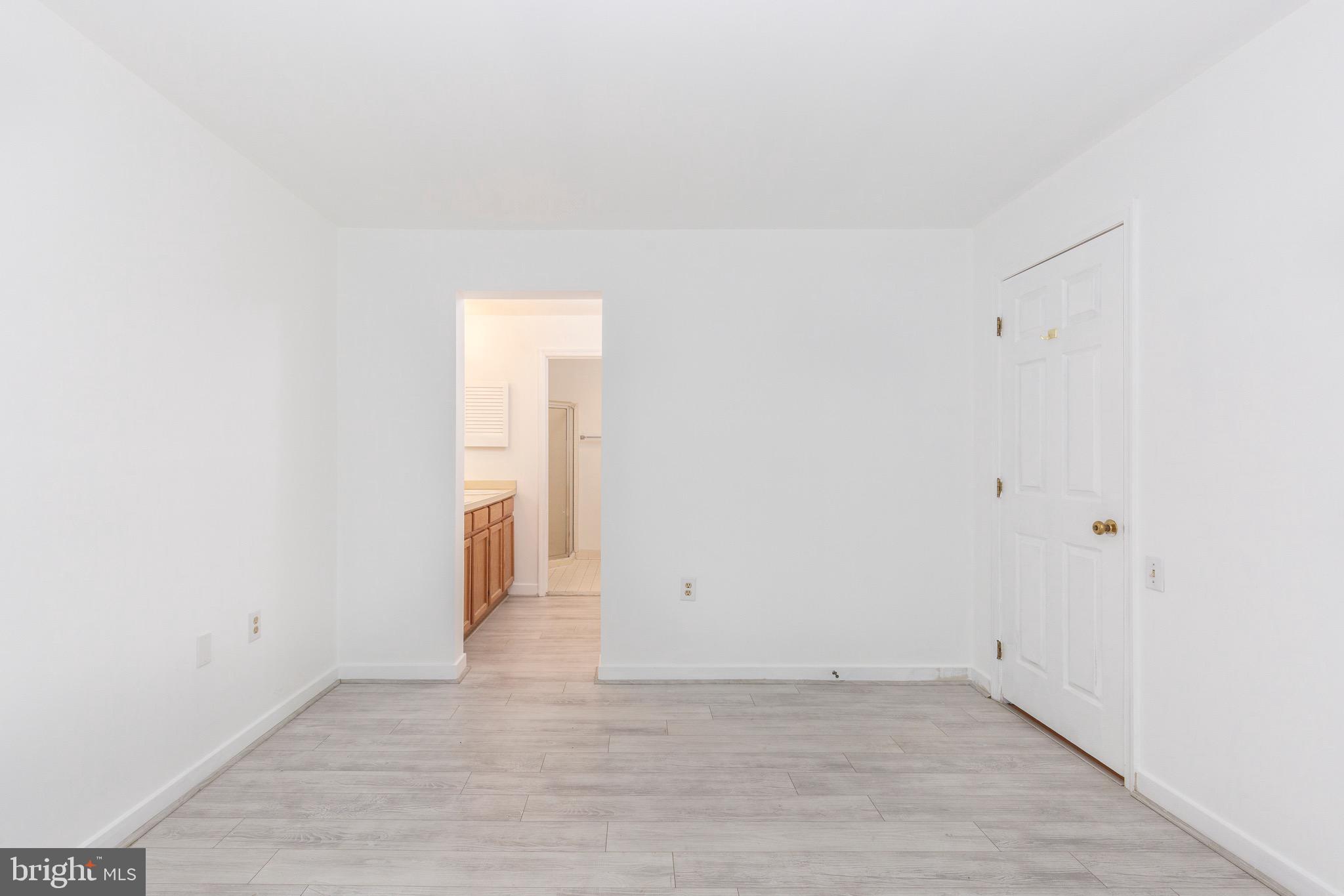 PARRS RIDGE - Residential