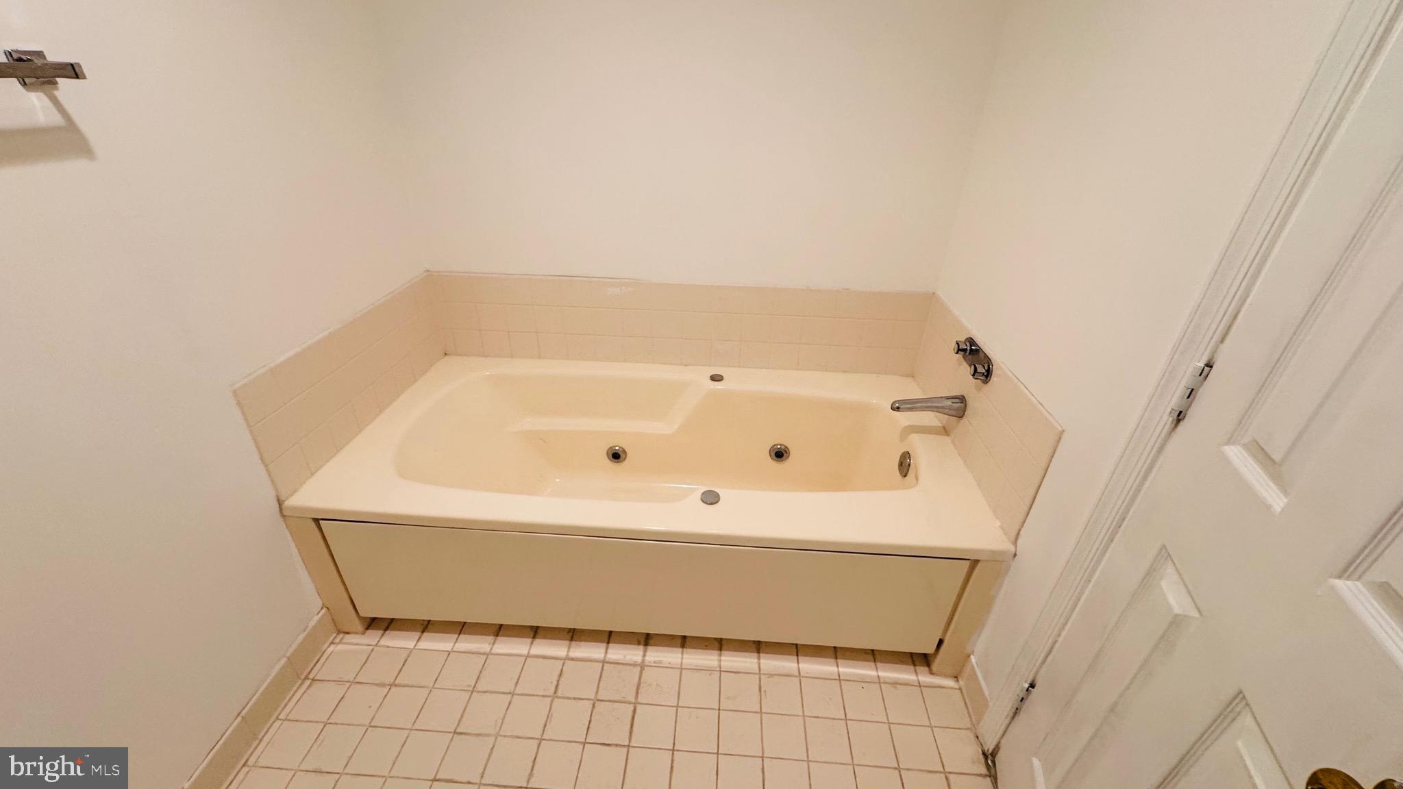 PARRS RIDGE - Residential