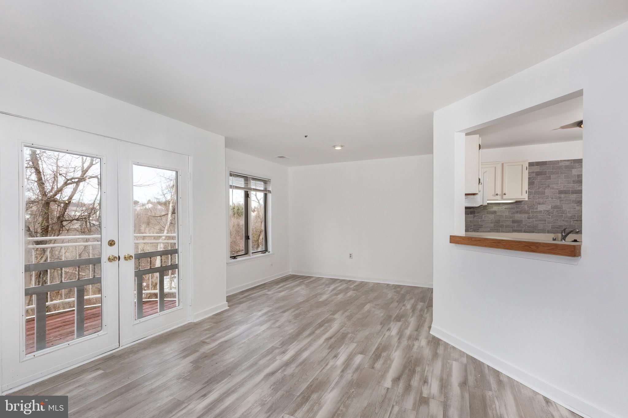 PARRS RIDGE - Residential