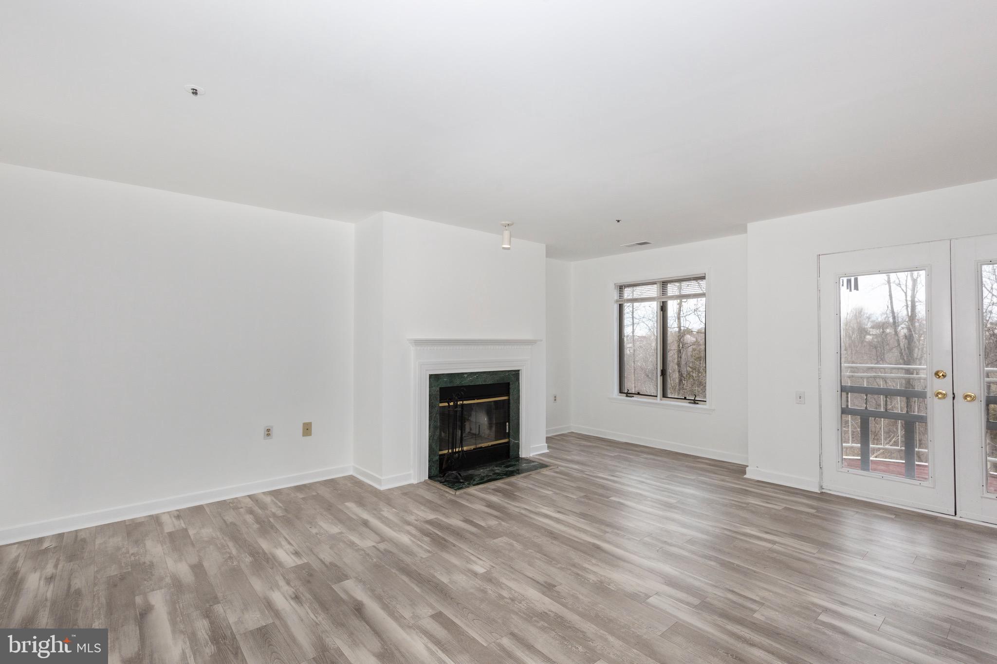 PARRS RIDGE - Residential