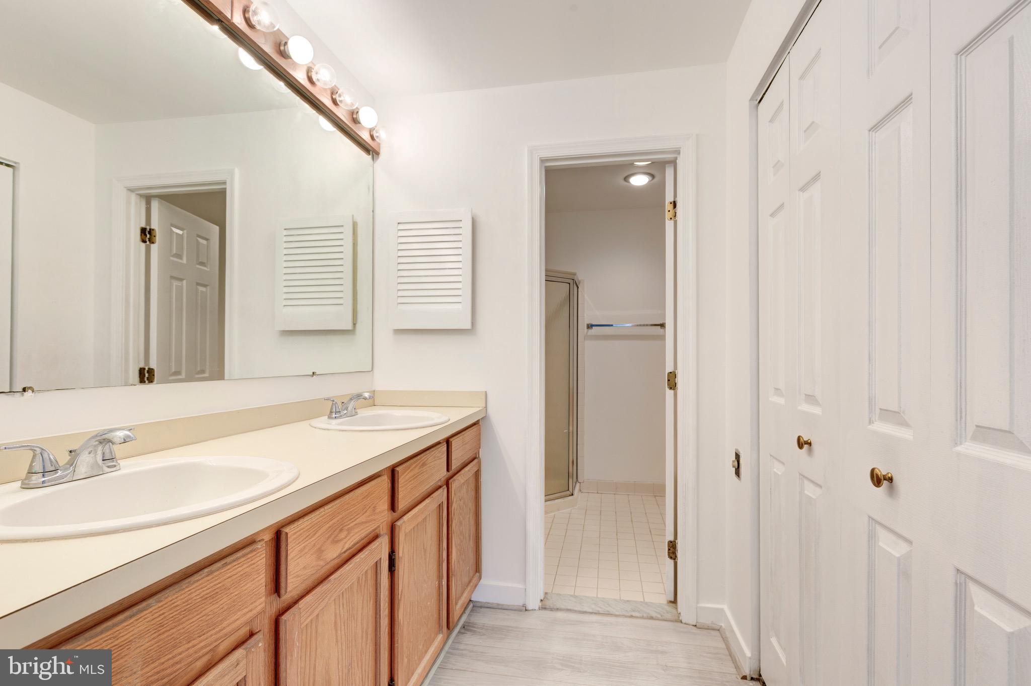 PARRS RIDGE - Residential