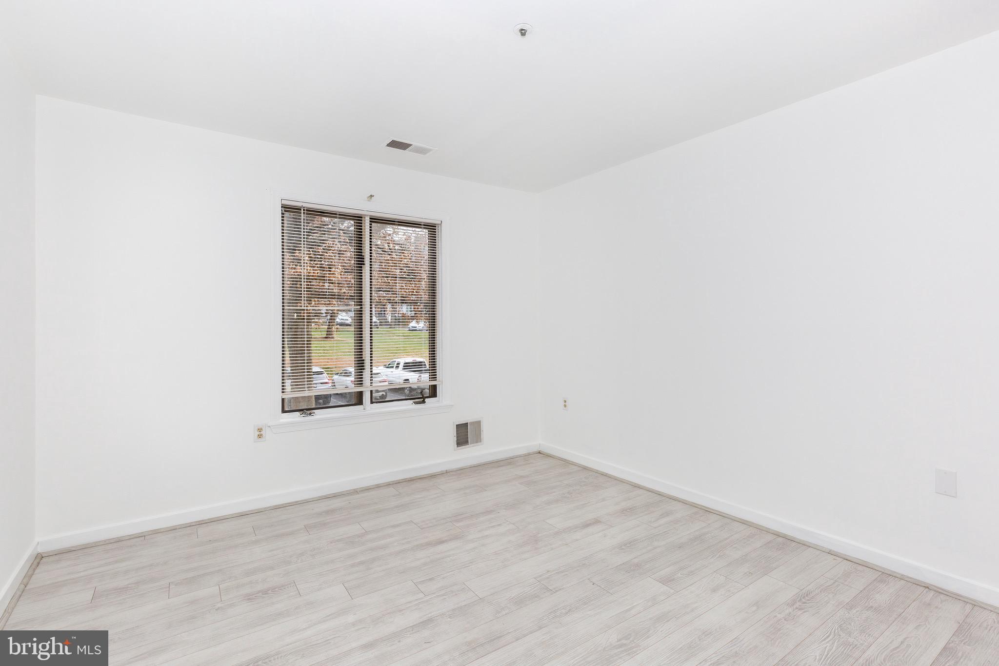 PARRS RIDGE - Residential