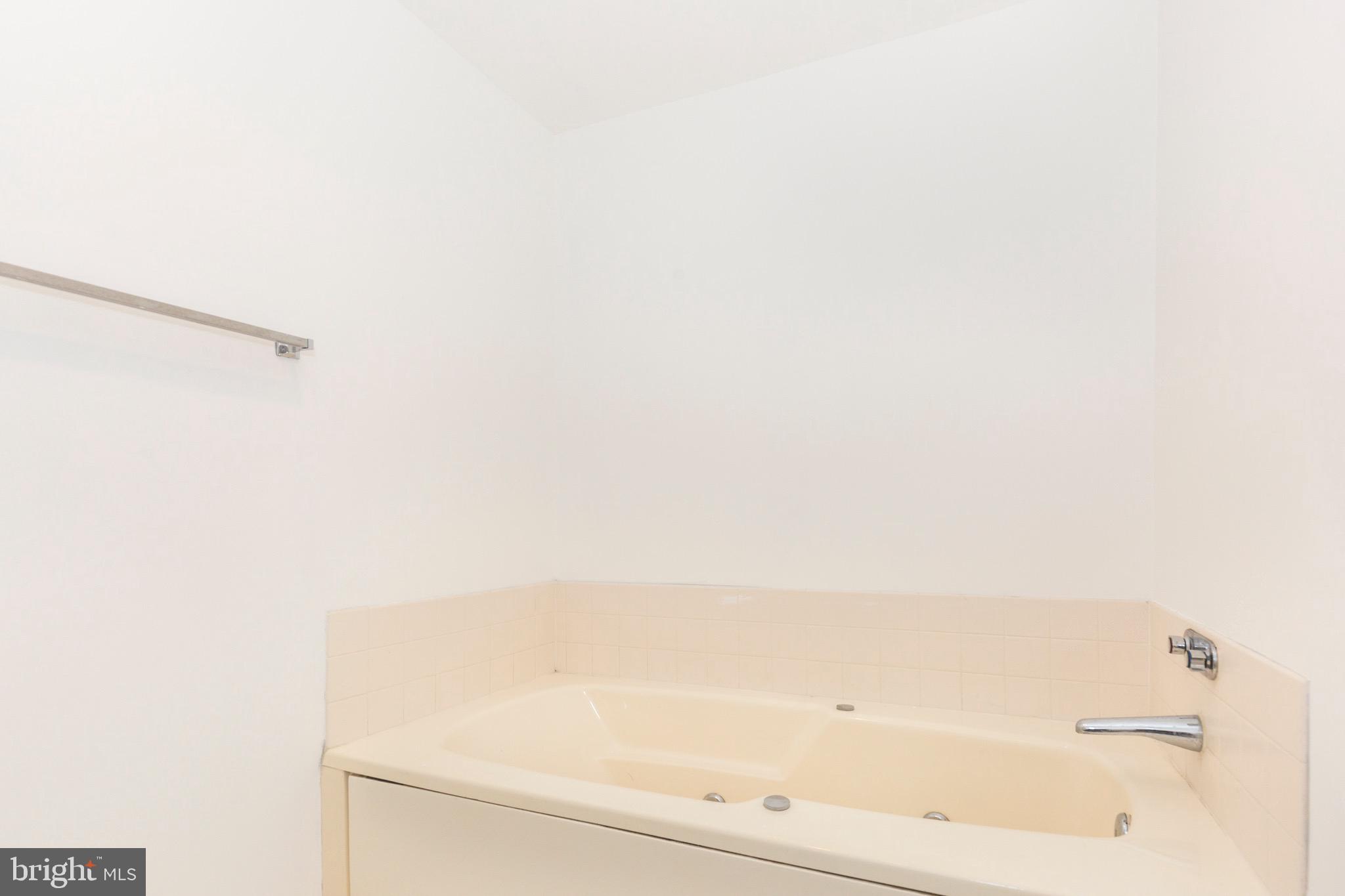 PARRS RIDGE - Residential