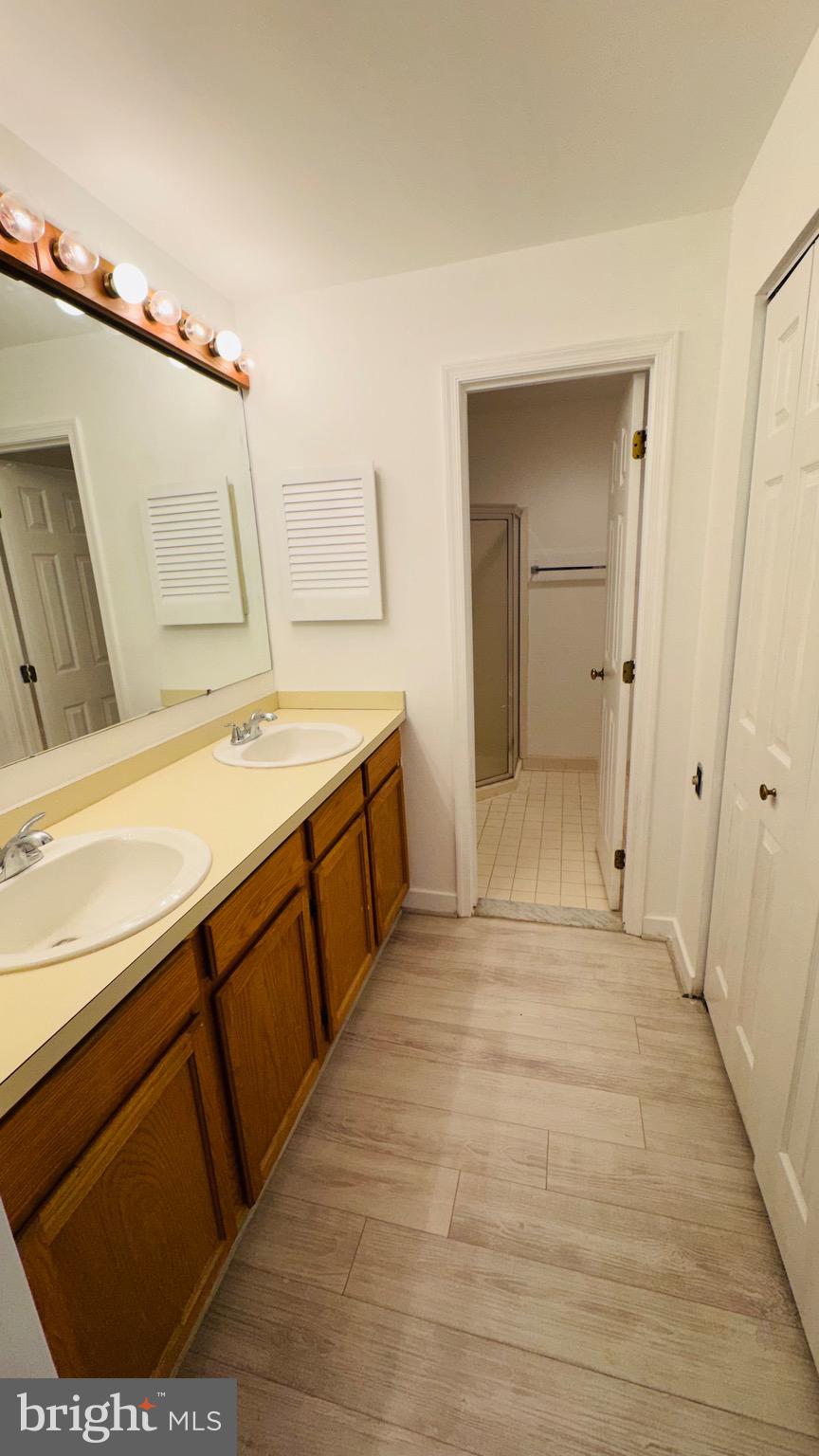 PARRS RIDGE - Residential