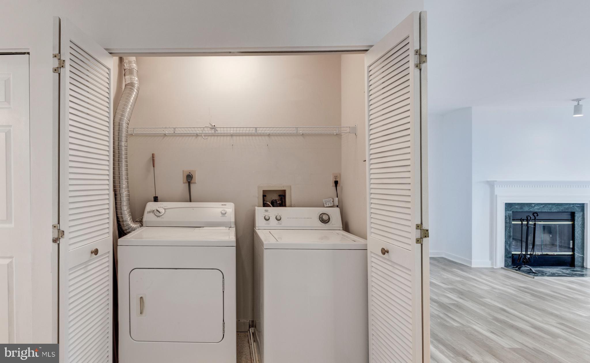 PARRS RIDGE - Residential