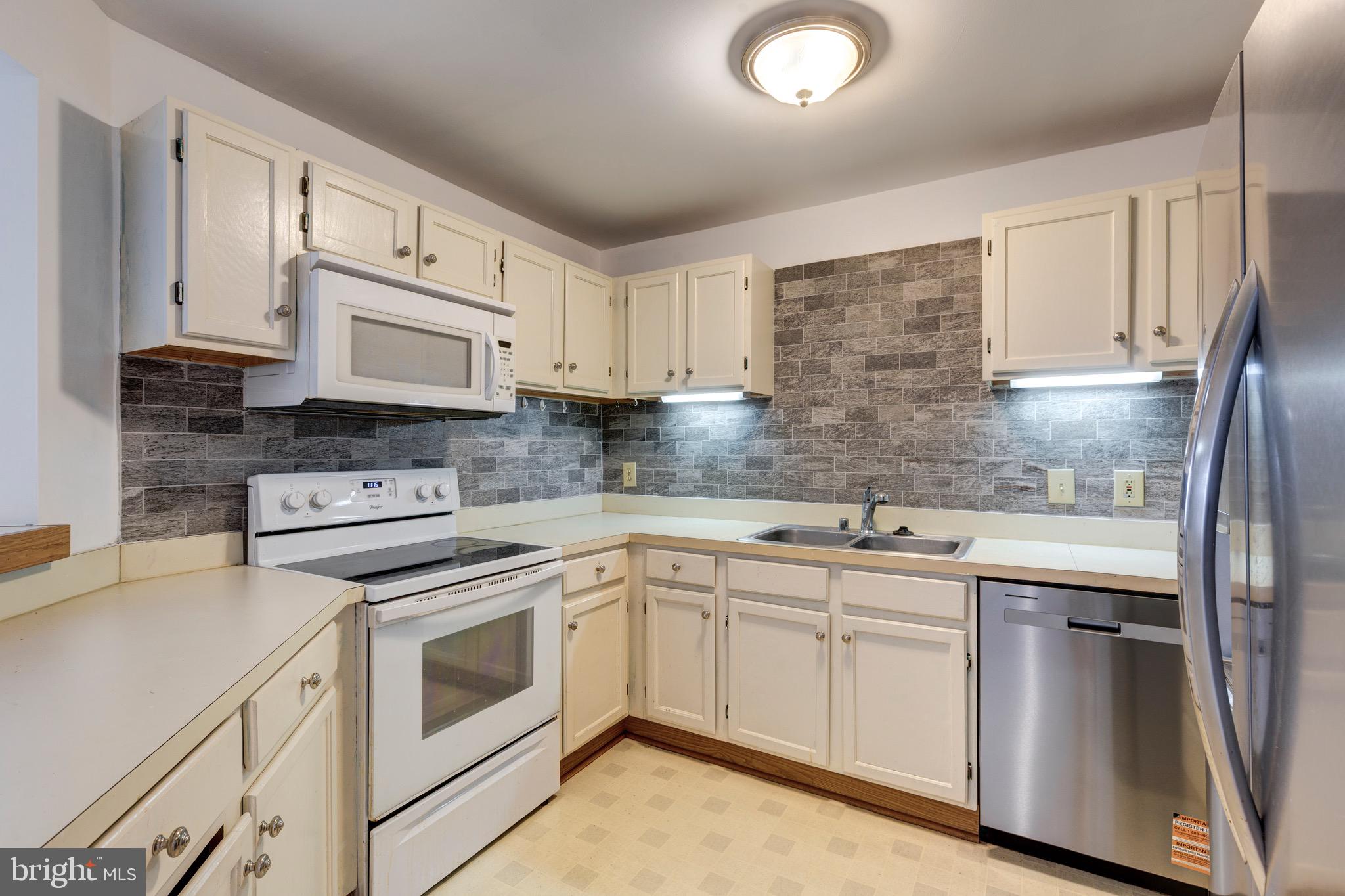 PARRS RIDGE - Residential