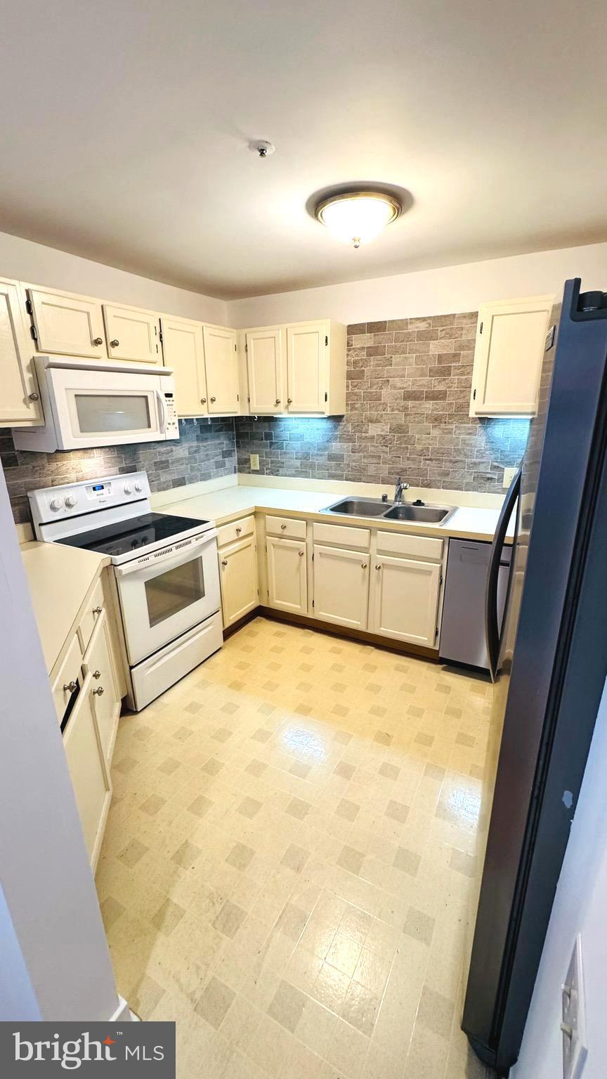 PARRS RIDGE - Residential