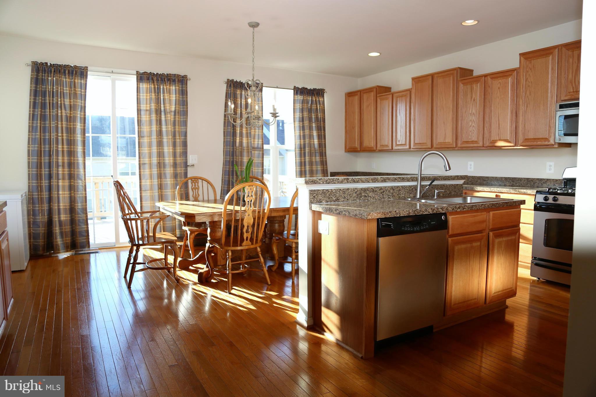 PEMBROOKE - Residential