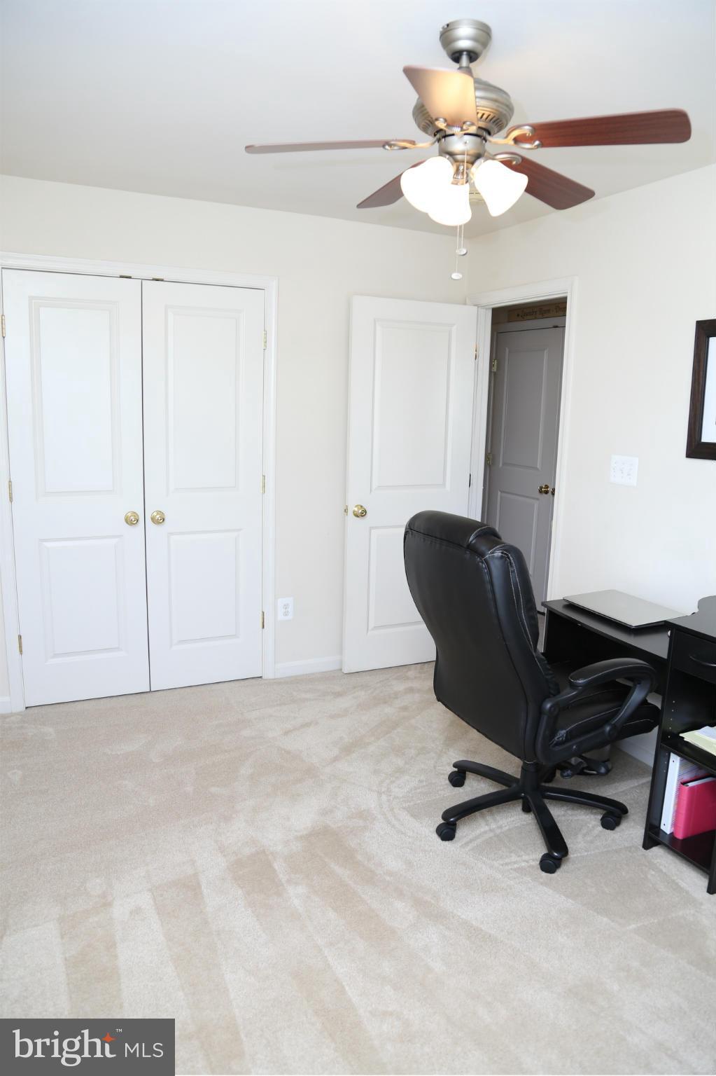 PEMBROOKE - Residential