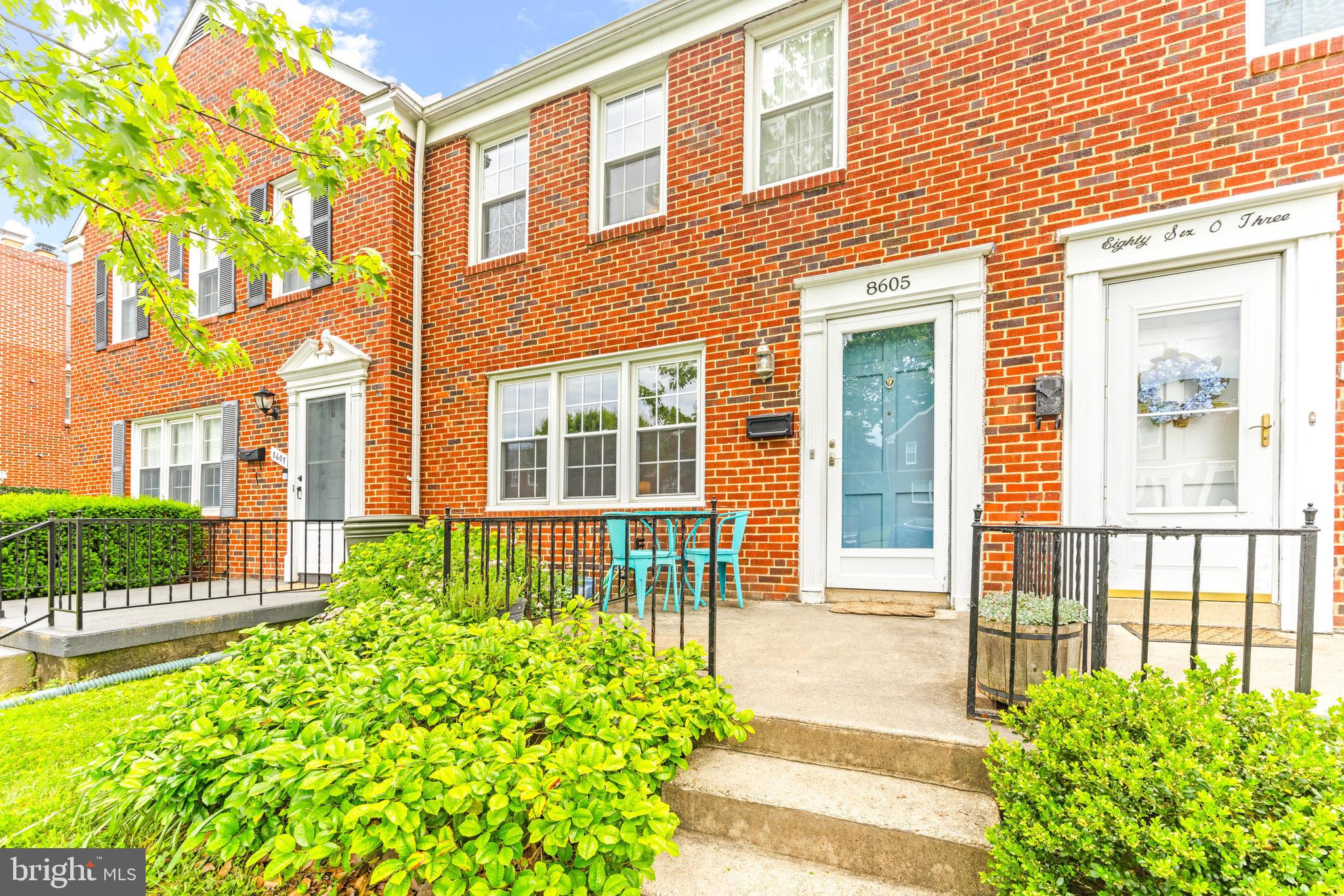 LOCH RAVEN MANOR - Residential Lease