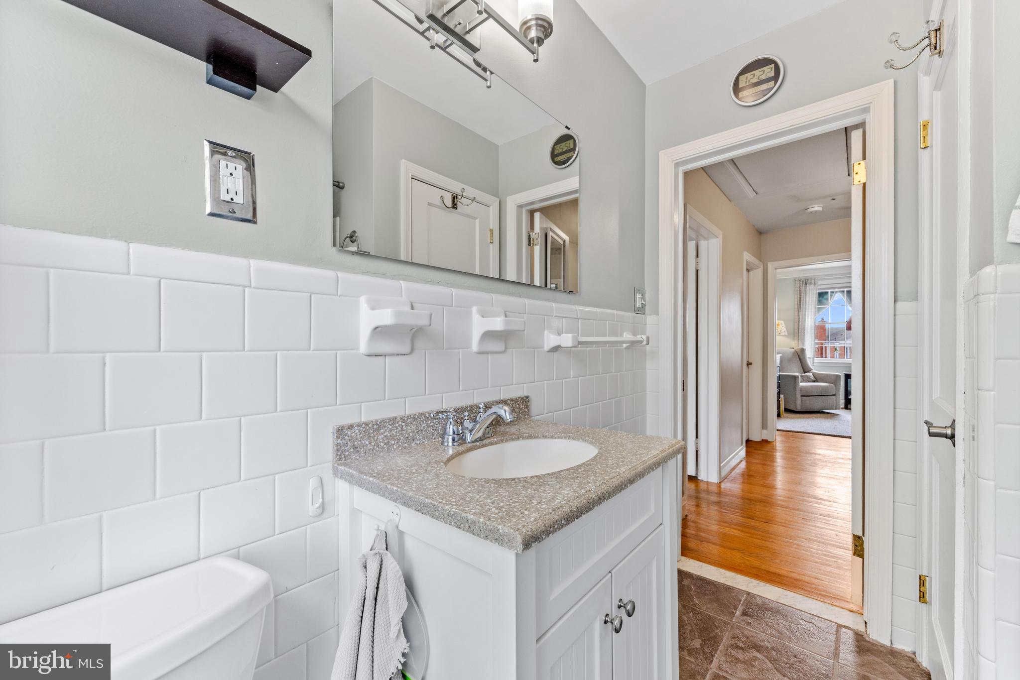 LOCH RAVEN MANOR - Residential Lease