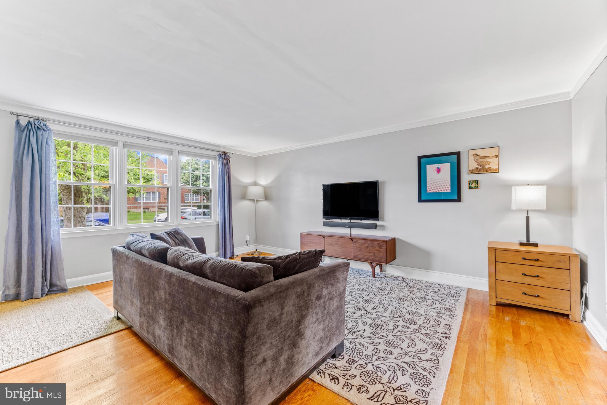 LOCH RAVEN MANOR - Residential Lease