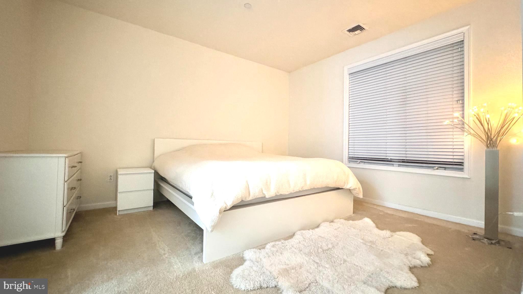 HUNTINGDON VALLEY - Residential