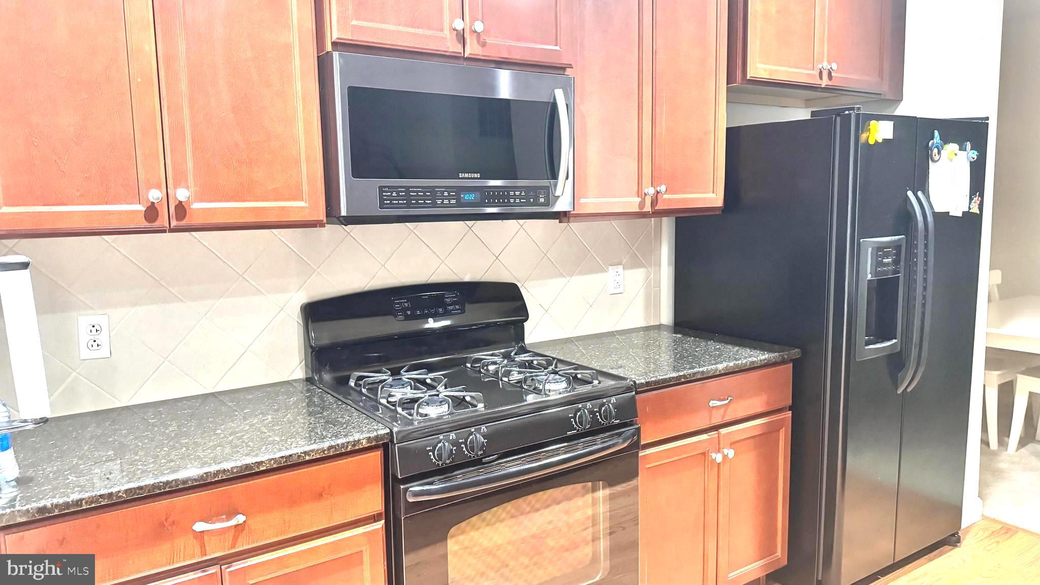 HUNTINGDON VALLEY - Residential