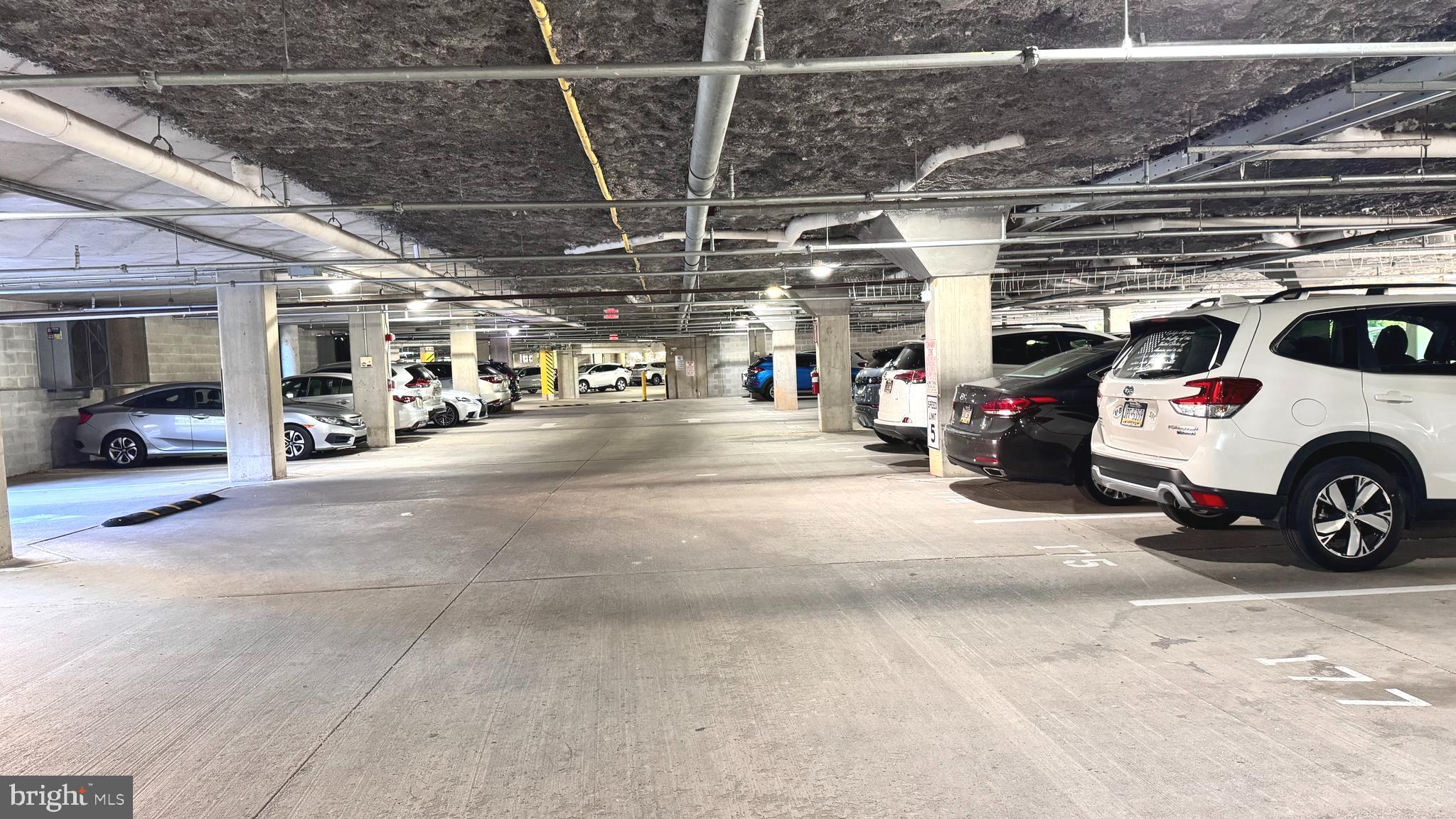 HUNTINGDON VALLEY - Residential