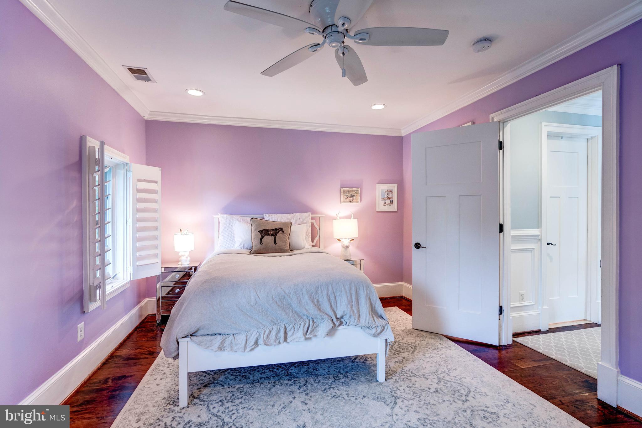 SPRING VALLEY - Residential