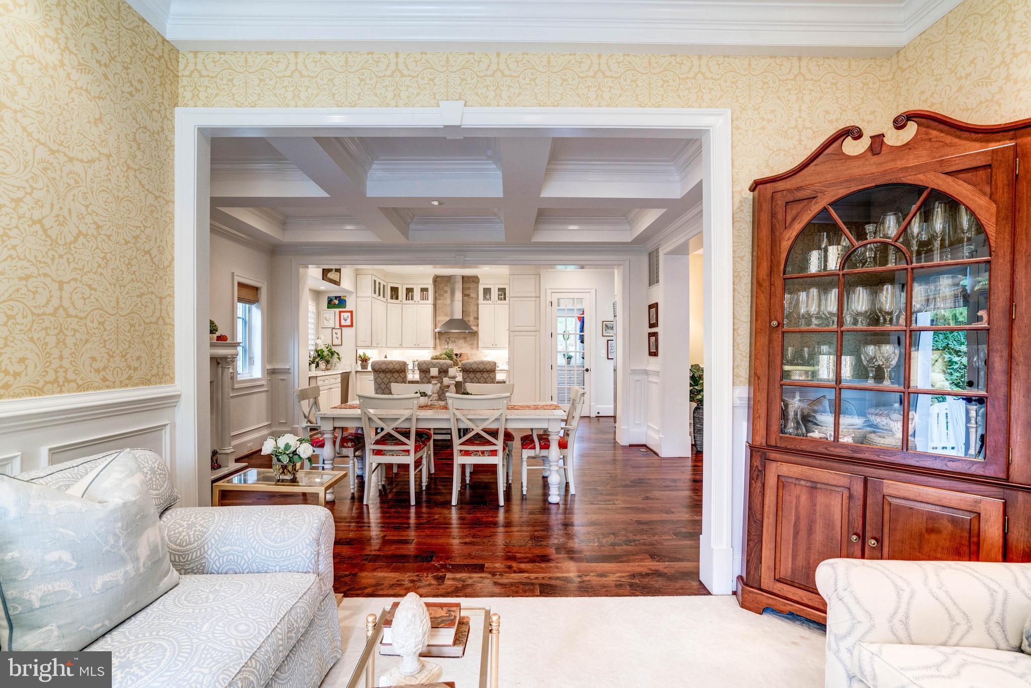 SPRING VALLEY - Residential