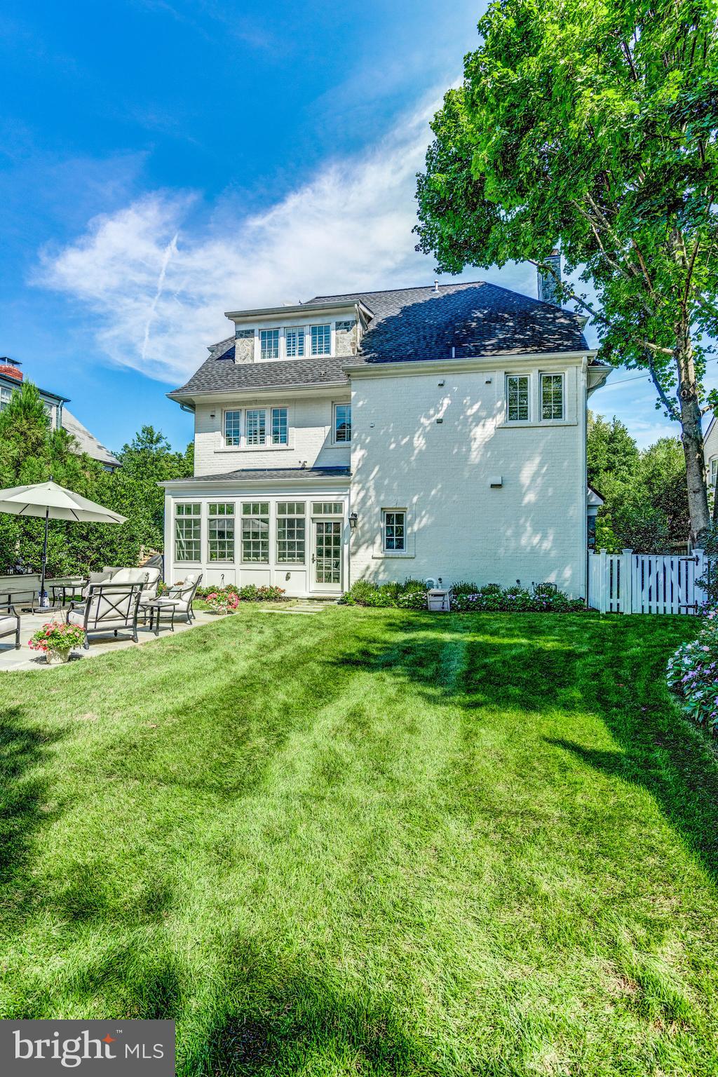 SPRING VALLEY - Residential