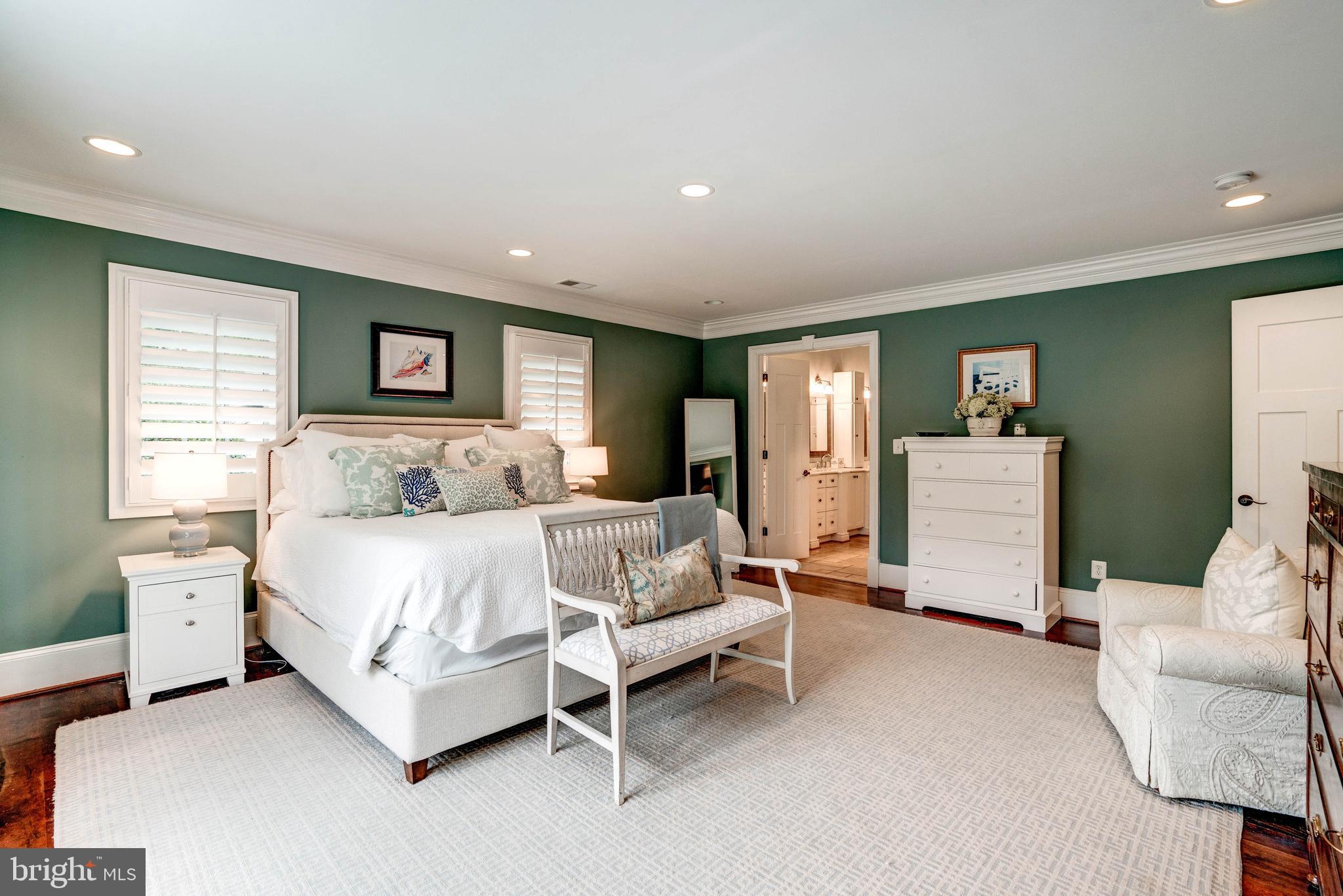 SPRING VALLEY - Residential