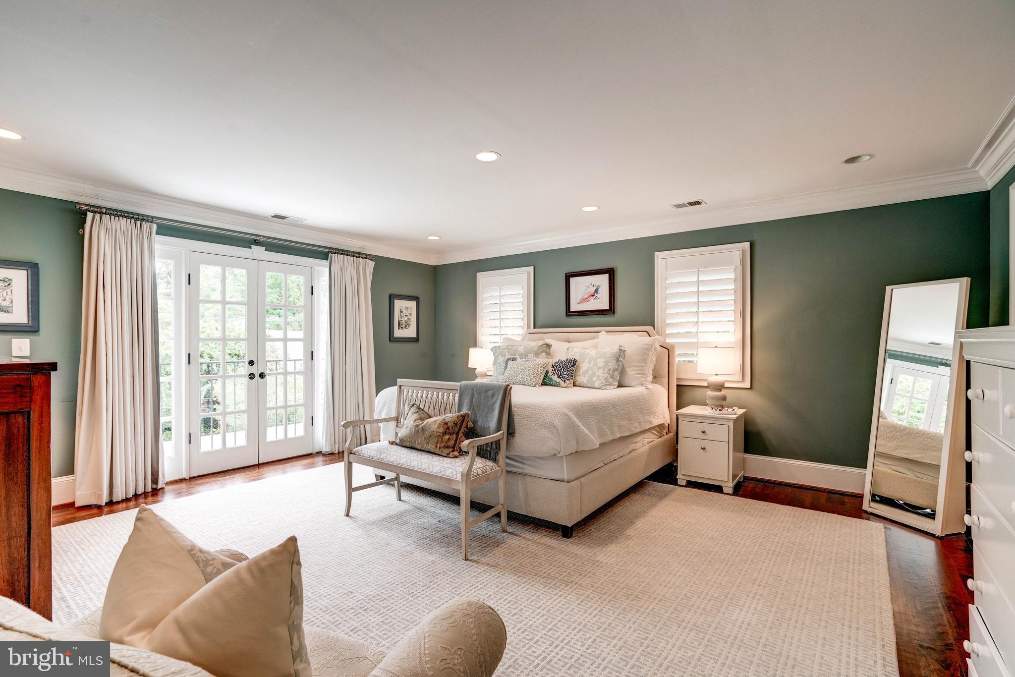 SPRING VALLEY - Residential