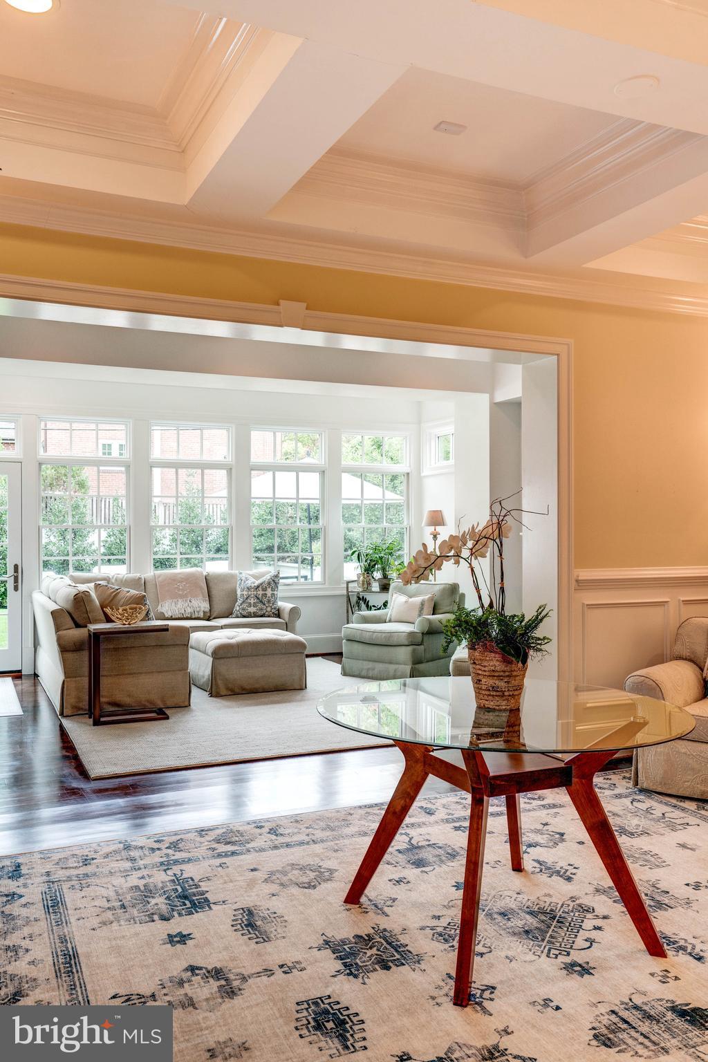 SPRING VALLEY - Residential