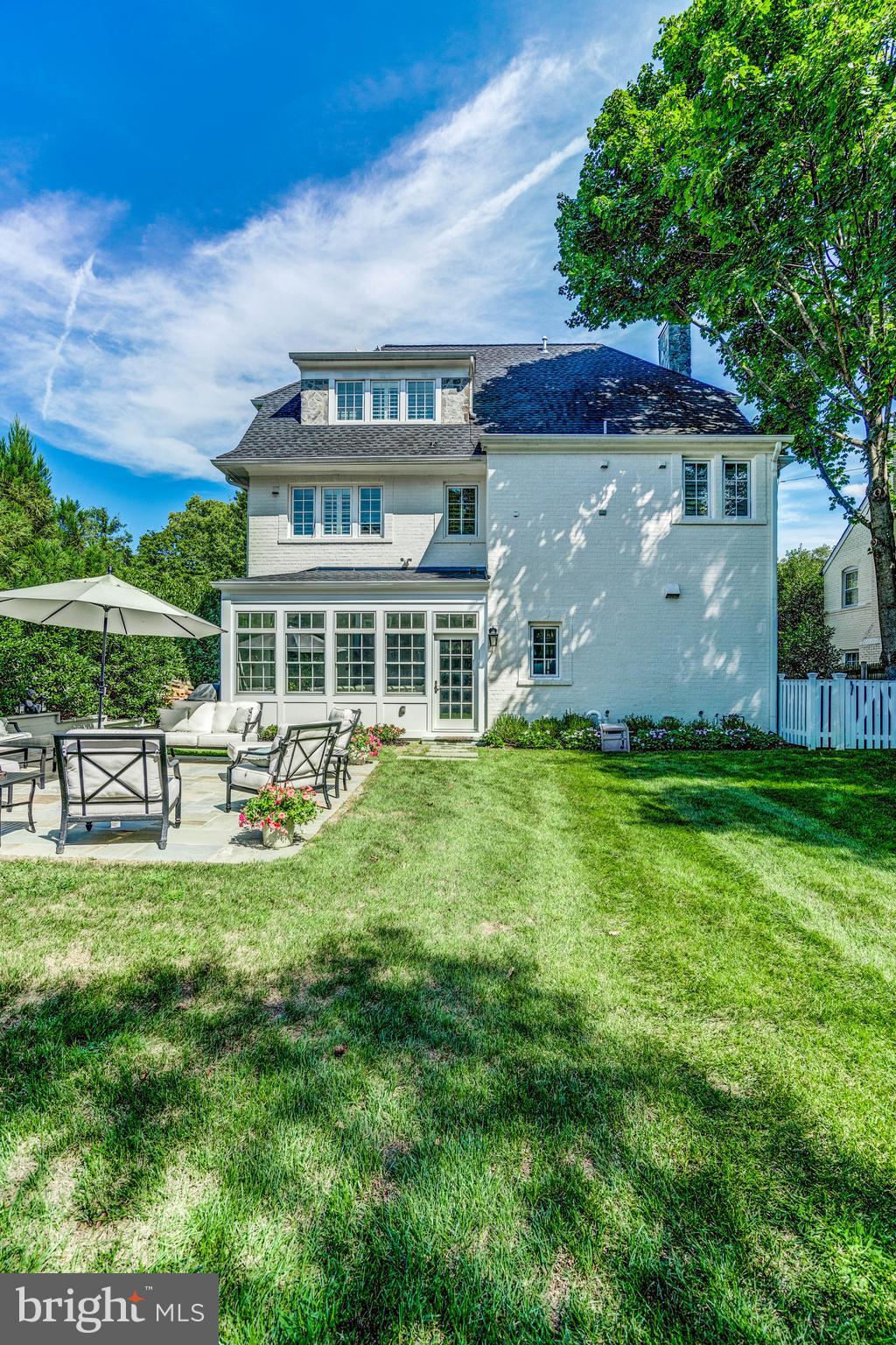 SPRING VALLEY - Residential