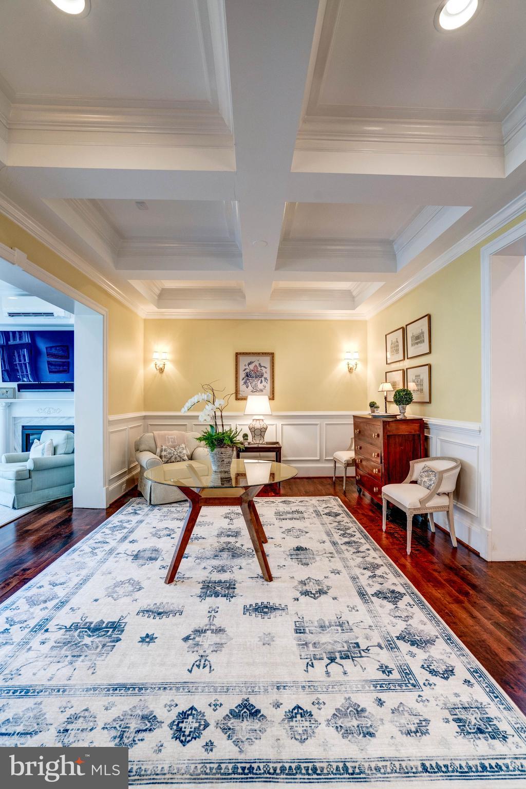 SPRING VALLEY - Residential