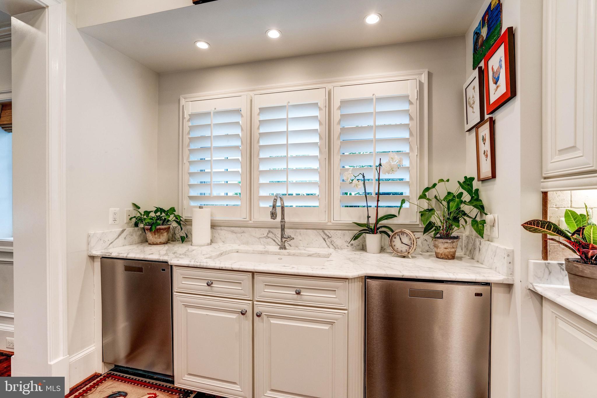 SPRING VALLEY - Residential