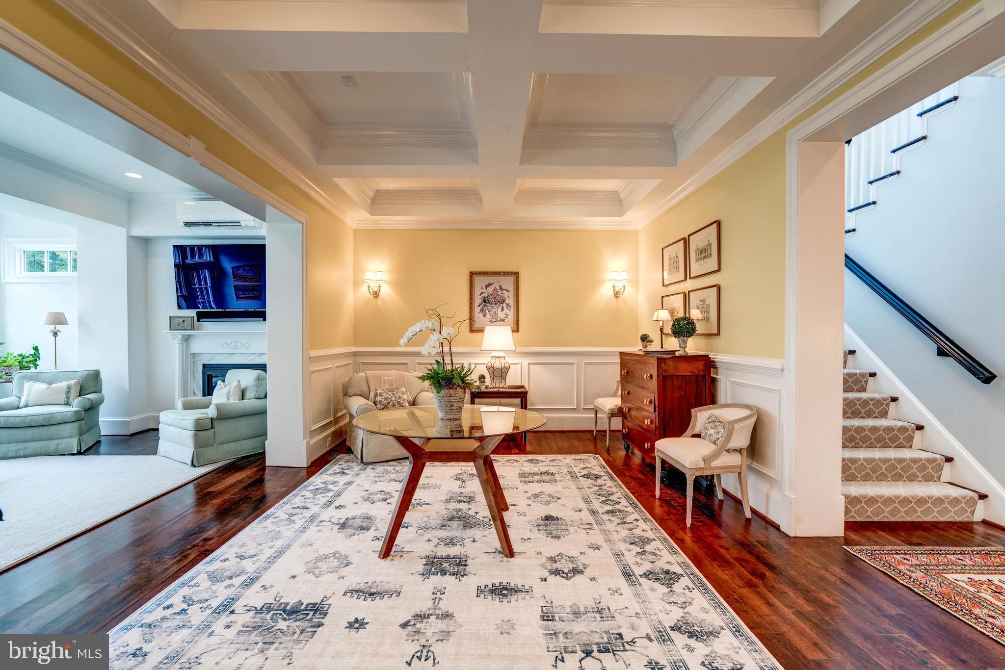 SPRING VALLEY - Residential