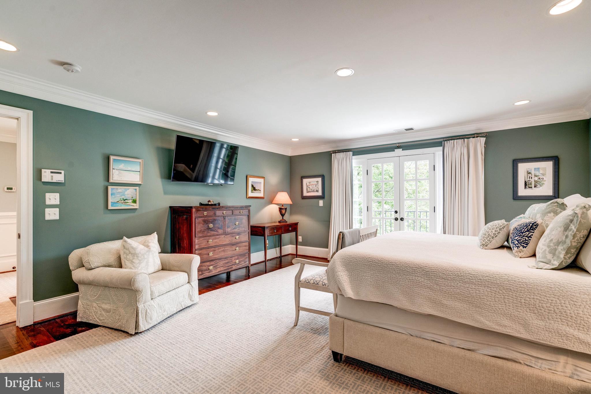 SPRING VALLEY - Residential