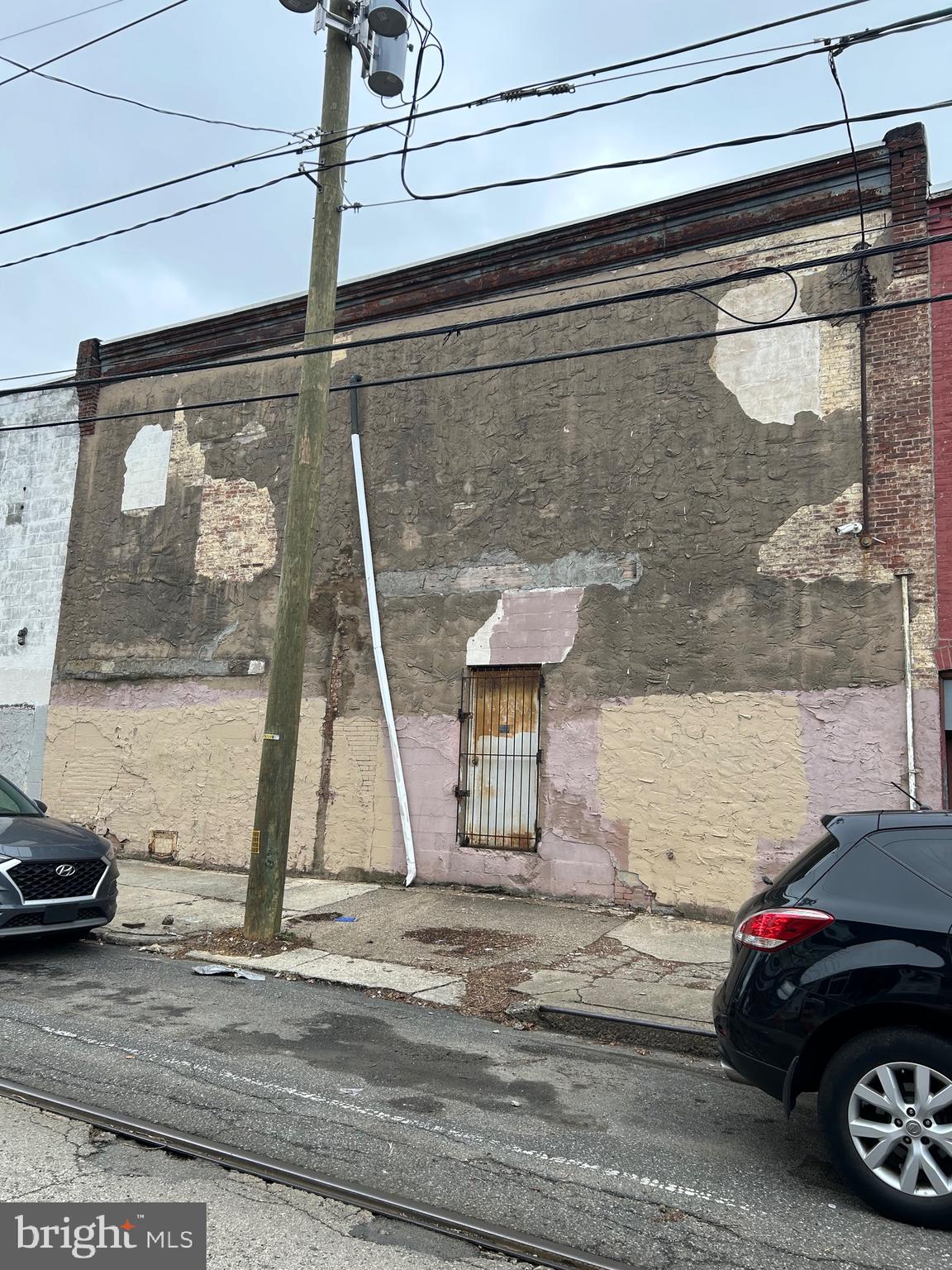 UNIVERSITY CITY - Commercial Sale