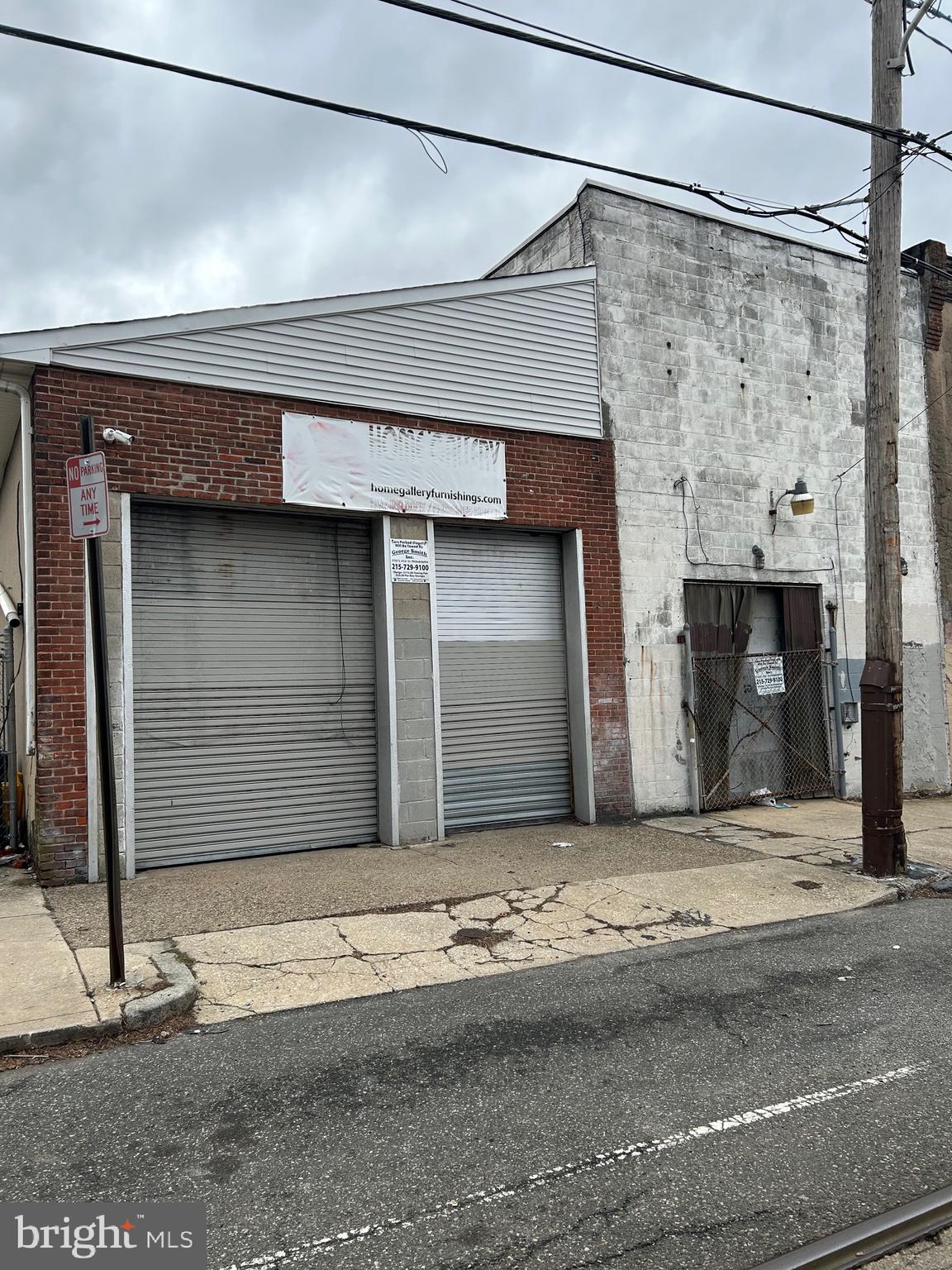 UNIVERSITY CITY - Commercial Sale