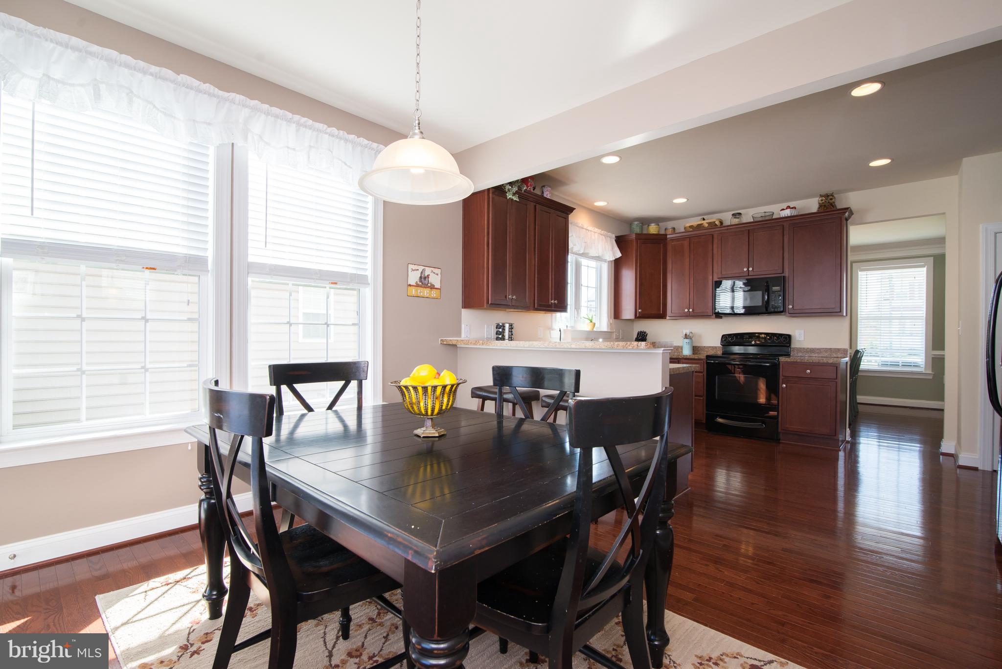 LAKELAND PLACE - Residential