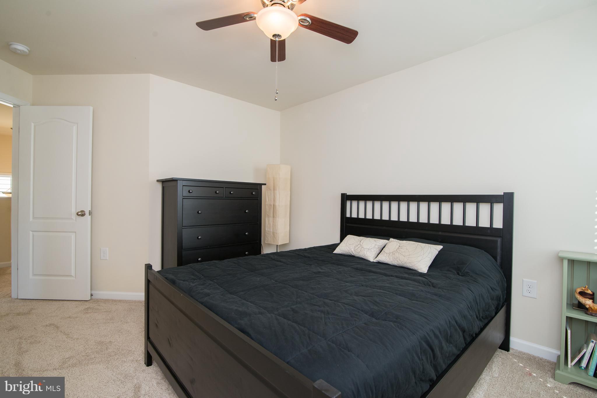 LAKELAND PLACE - Residential