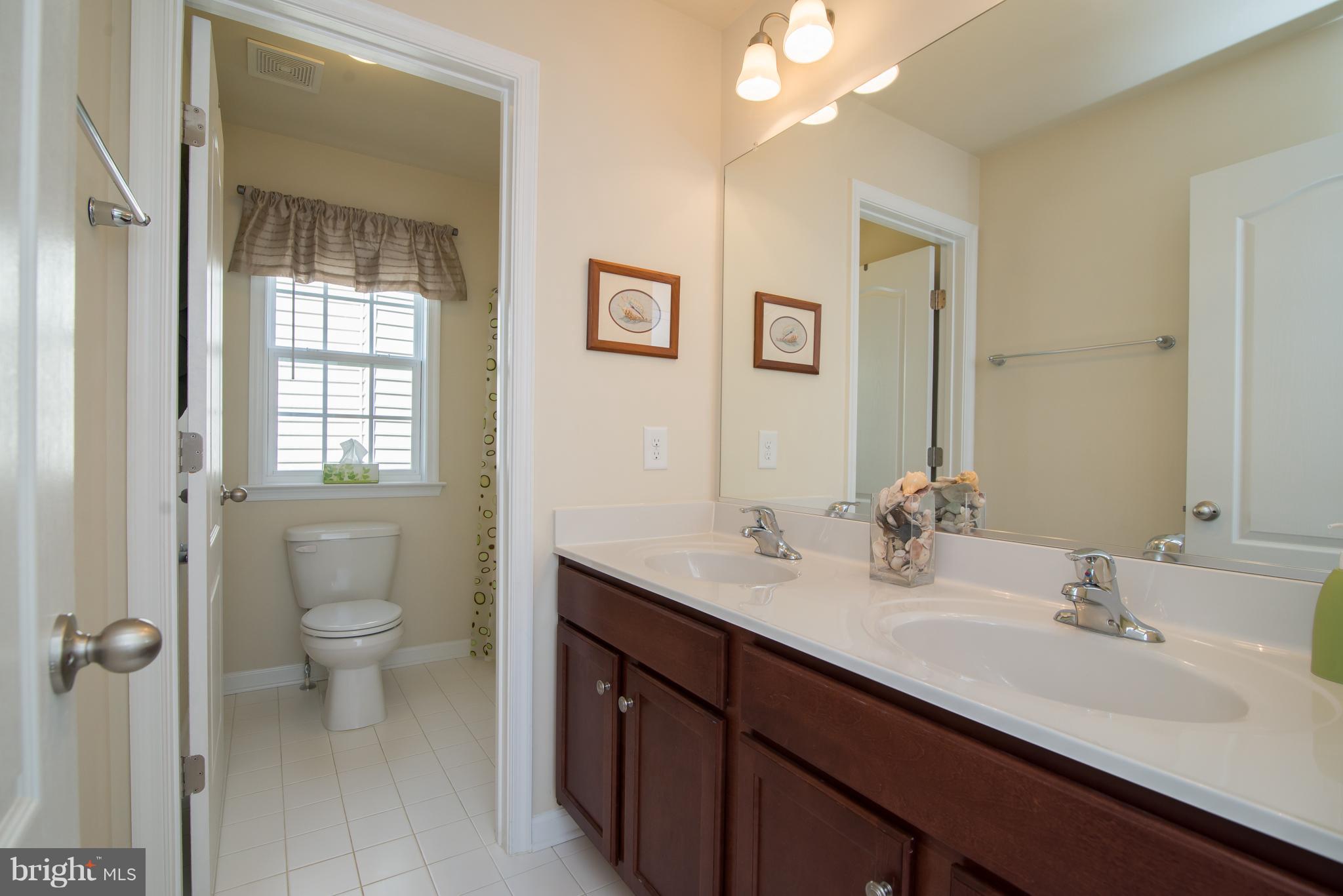 LAKELAND PLACE - Residential