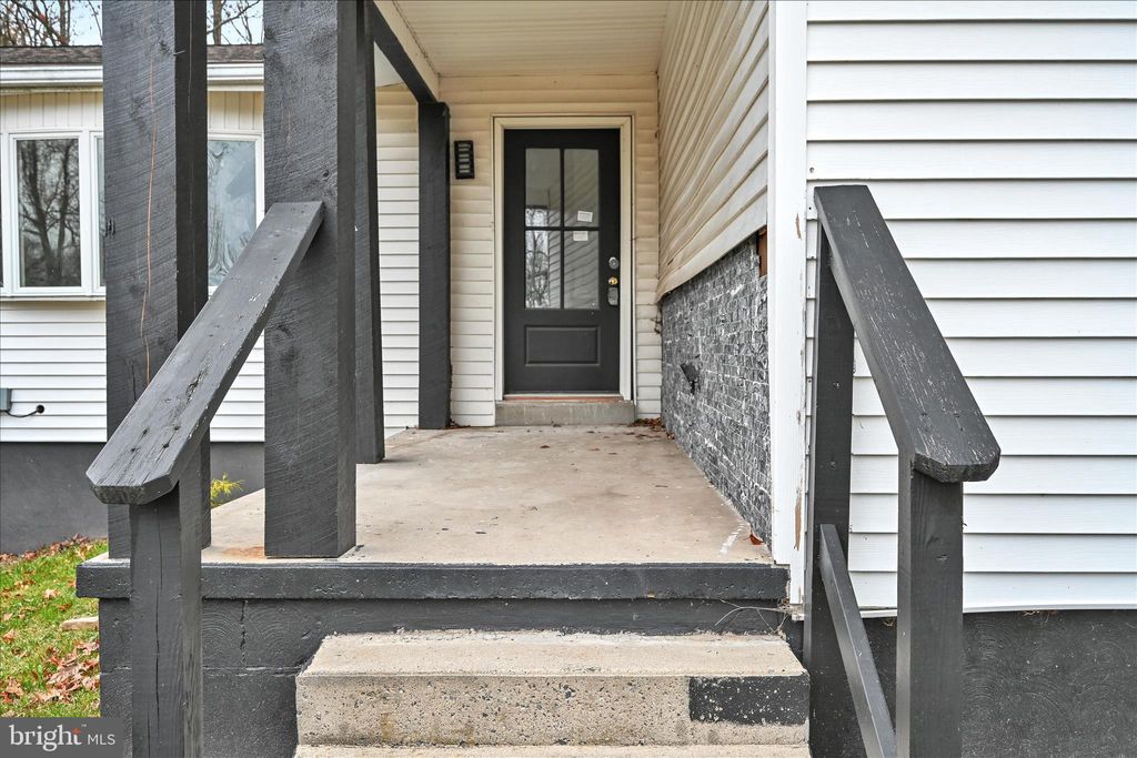 Photo of 145 N Wylam Street, FRACKVILLE, PA 17931 (MLS # PASK2024430)