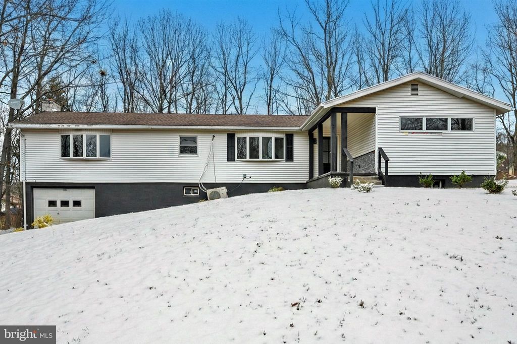 Photo of 145 N Wylam Street, FRACKVILLE, PA 17931 (MLS # PASK2024430)